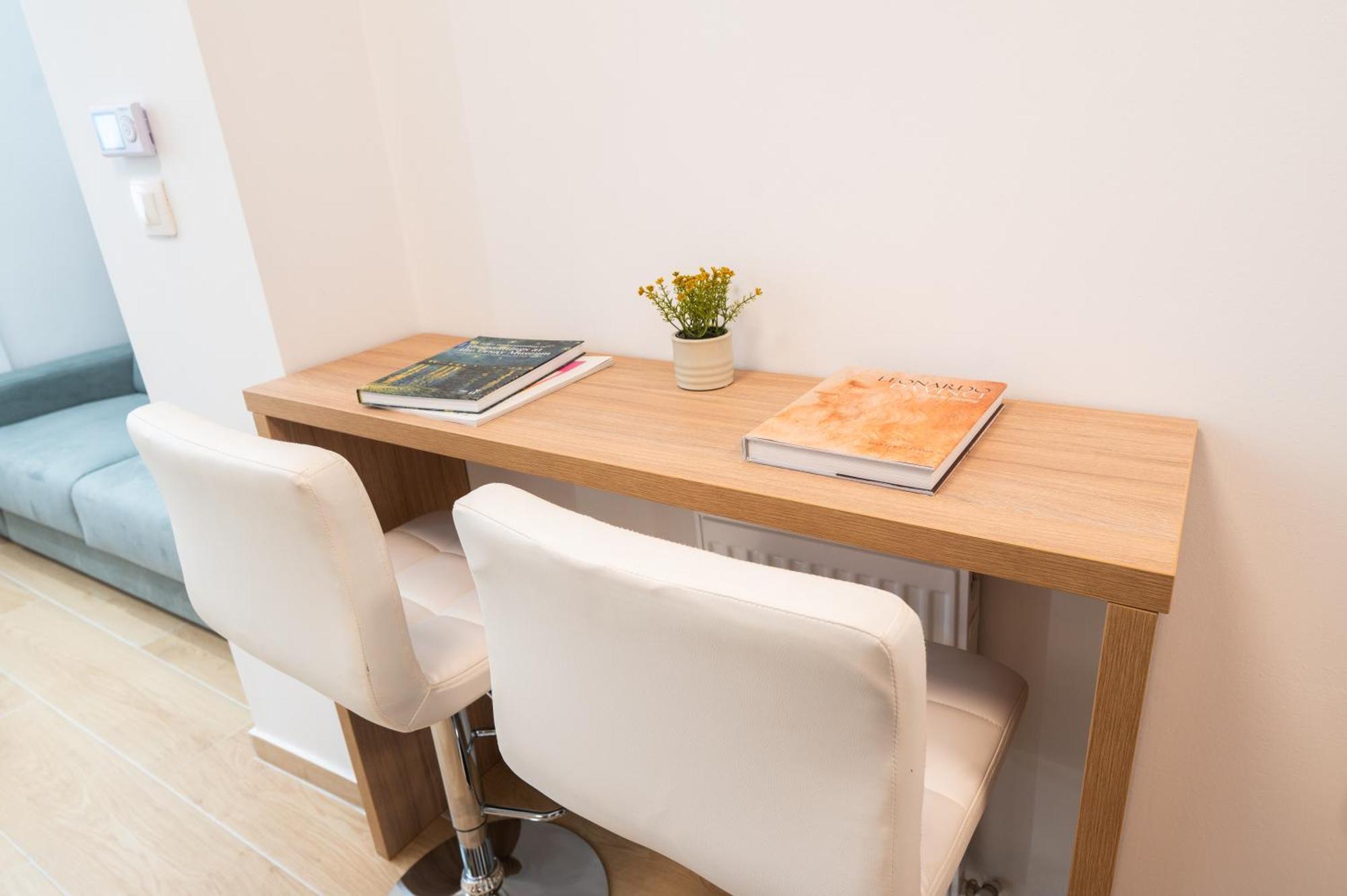 Honey Oak & Cream Patio By Nest Apartment Thessaloníki Ngoại thất bức ảnh