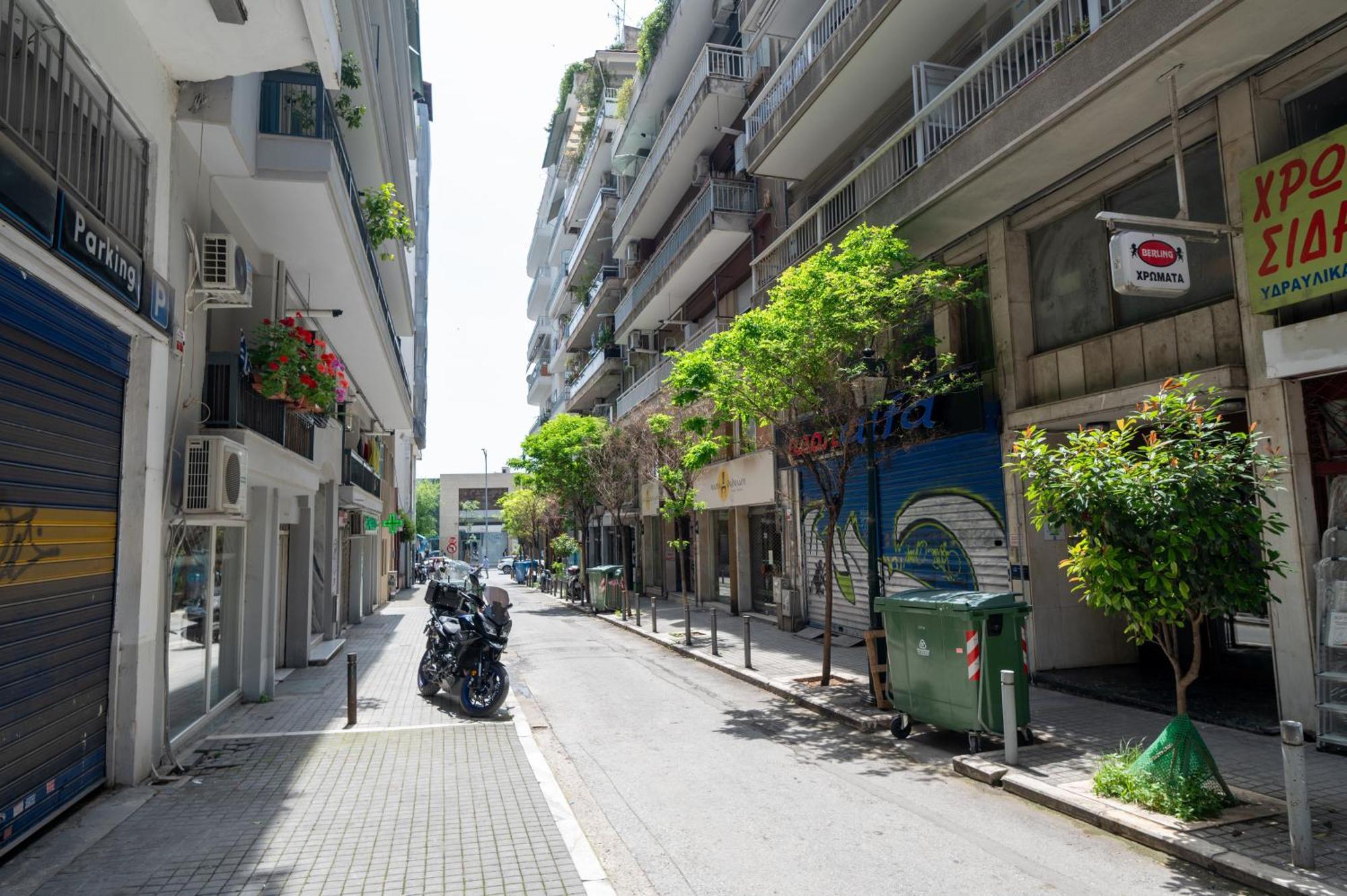 Honey Oak & Cream Patio By Nest Apartment Thessaloníki Ngoại thất bức ảnh